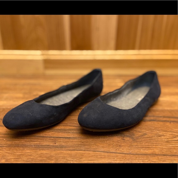 Flats - Picture 2 of 3